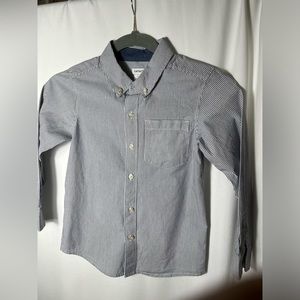 Lot of 2 Carters Boys Size 6 Button Down Shirts